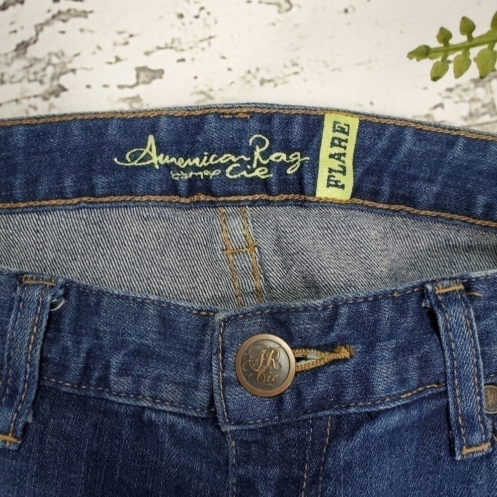 American Rag Blue Wash Flared Jeans 11 - Picture 12 of 13